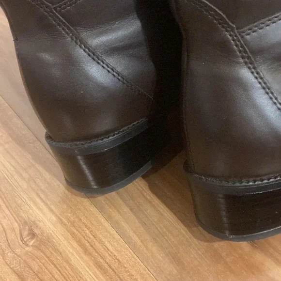 Blondo Tall Laced Riding Boot - Picture 5 of 12